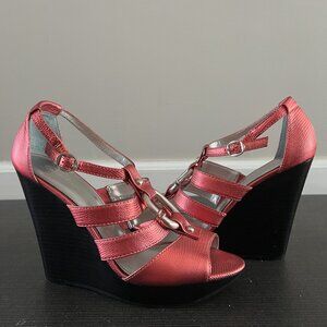 CALVIN KLEIN - NEW! METALLIC ORANGE WEDGE
